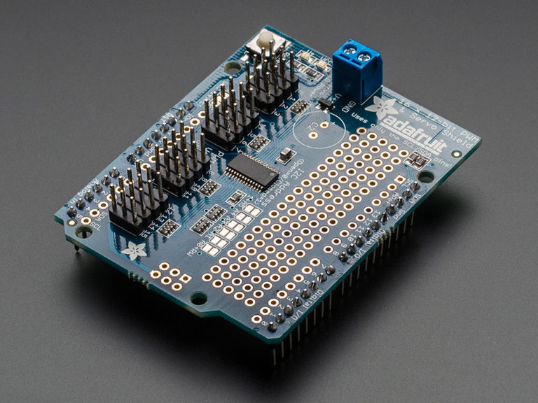 PWM 16 canales 12 bits.