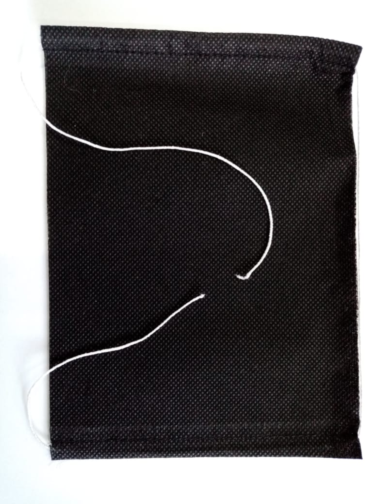 Cubrebocas desechable negro doble capa 50g Polipropeno, paquete 10 pzas